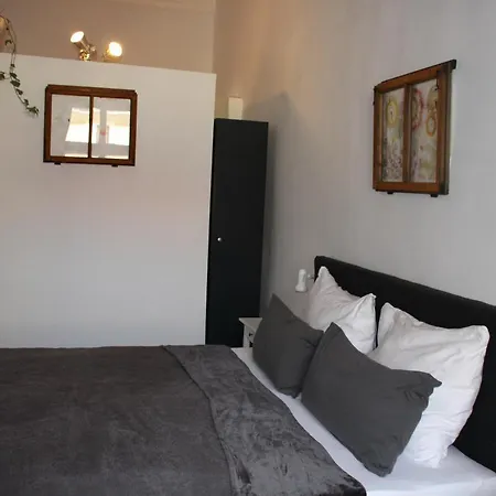 Im Stift Neuberg Hotel