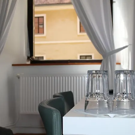 Im Stift Neuberg Hotel *
