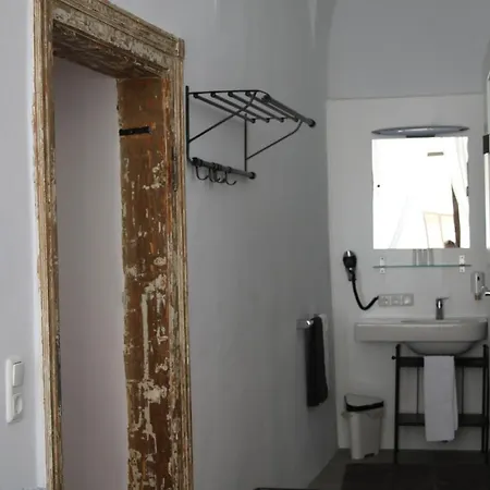 Im Stift Neuberg Hotel