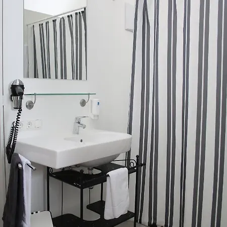 Im Stift Neuberg * Neuberg an der Mürz