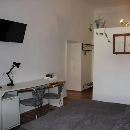 Im Stift Neuberg Hotel *
