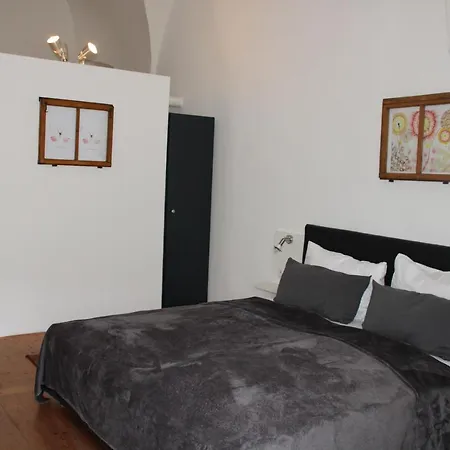 Im Stift Neuberg Hotel *