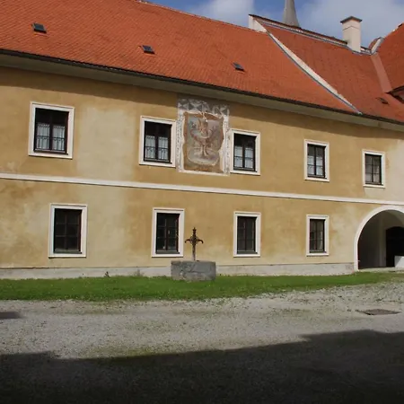 Im Stift Neuberg * Neuberg an der Mürz