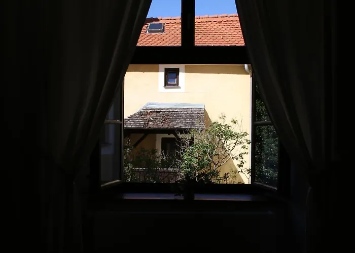 Im Stift Neuberg 酒店