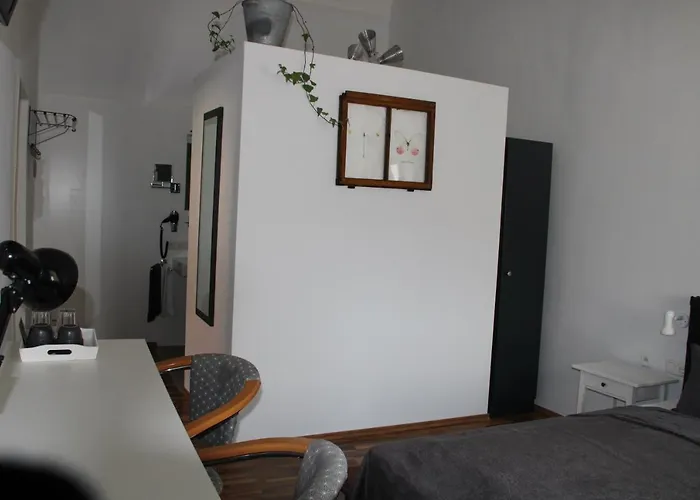 Im Stift Neuberg 酒店 *