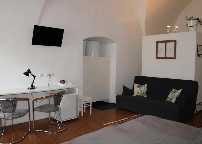 Im Stift Neuberg Отель