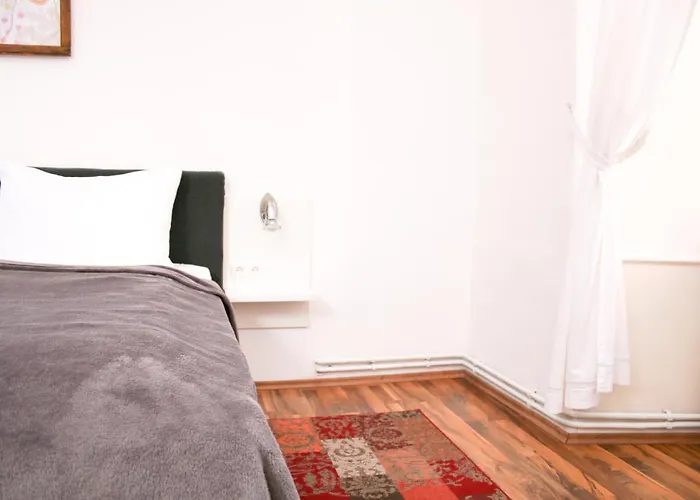 Отель Im Stift Neuberg Neuberg an der Muerz