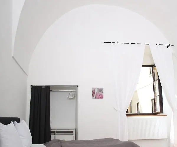 Отель Im Stift Neuberg *