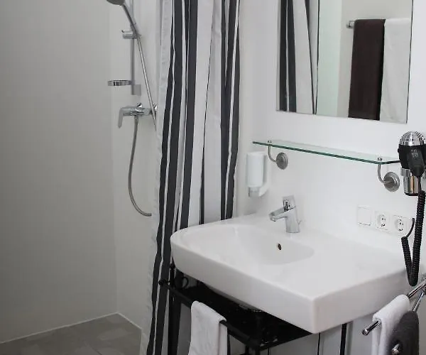 Отель Im Stift Neuberg