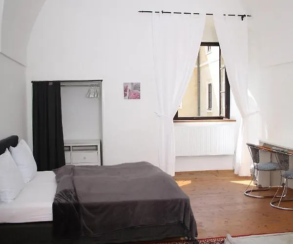 Im Stift Neuberg 酒店